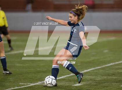 Thumbnail 1 in Bellarmine Prep vs Sumner (WIAA District Playoff) photogallery.