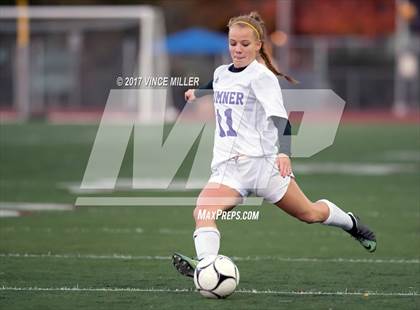 Thumbnail 3 in Bellarmine Prep vs Sumner (WIAA District Playoff) photogallery.