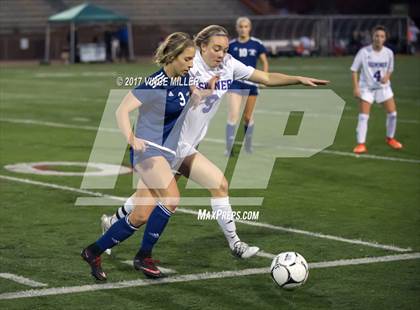 Thumbnail 3 in Bellarmine Prep vs Sumner (WIAA District Playoff) photogallery.