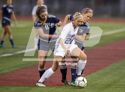 Thumbnail 2 in Bellarmine Prep vs Sumner (WIAA District Playoff) photogallery.