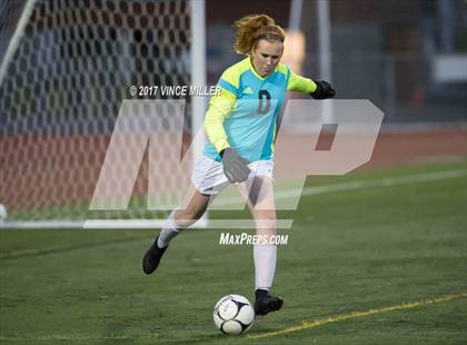 Thumbnail 1 in Bellarmine Prep vs Sumner (WIAA District Playoff) photogallery.