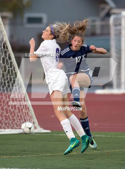 Thumbnail 2 in Bellarmine Prep vs Sumner (WIAA District Playoff) photogallery.