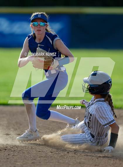 Thumbnail 3 in Davis Sr. @ Elk Grove photogallery.