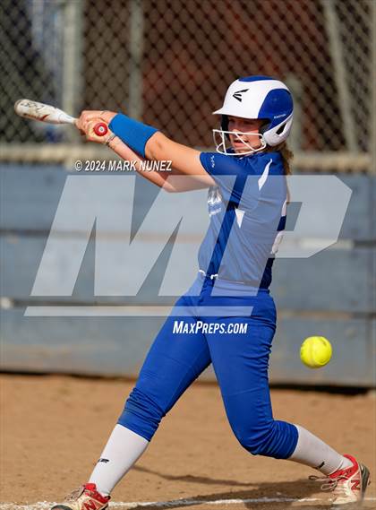 Thumbnail 1 in Davis Sr. @ Elk Grove photogallery.