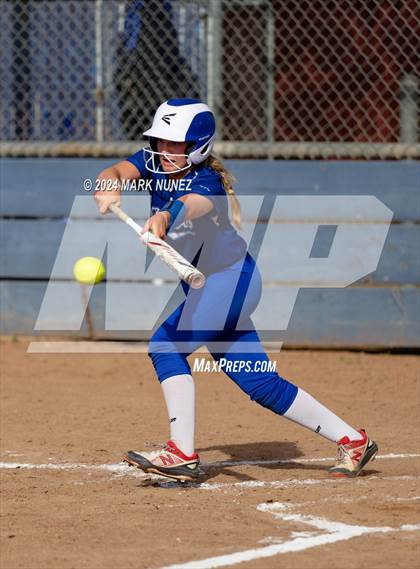 Thumbnail 2 in Davis Sr. @ Elk Grove photogallery.