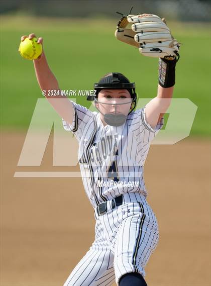 Thumbnail 1 in Davis Sr. @ Elk Grove photogallery.