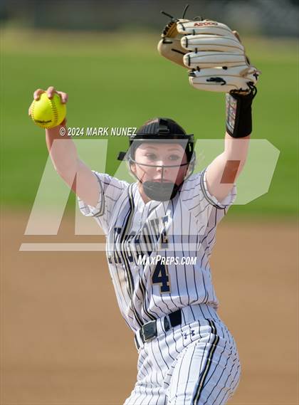Thumbnail 3 in Davis Sr. @ Elk Grove photogallery.