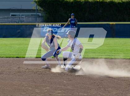Thumbnail 2 in Davis Sr. @ Elk Grove photogallery.