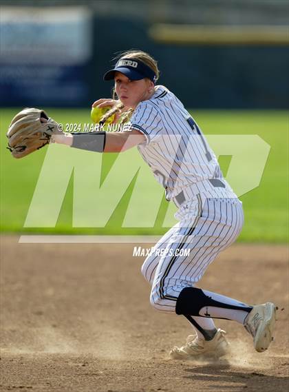 Thumbnail 3 in Davis Sr. @ Elk Grove photogallery.