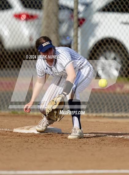 Thumbnail 2 in Davis Sr. @ Elk Grove photogallery.