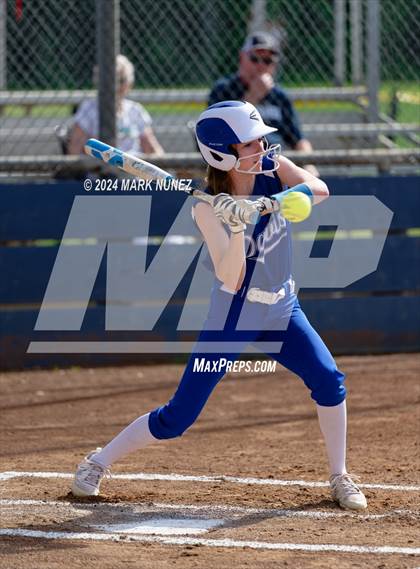 Thumbnail 3 in Davis Sr. @ Elk Grove photogallery.