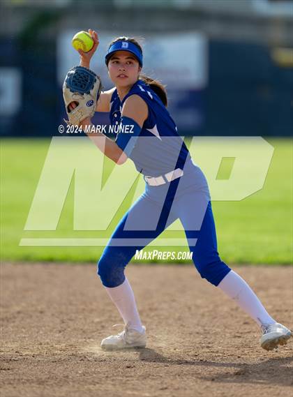 Thumbnail 1 in Davis Sr. @ Elk Grove photogallery.
