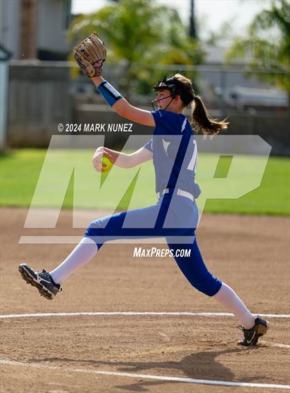 Thumbnail 2 in Davis Sr. @ Elk Grove photogallery.
