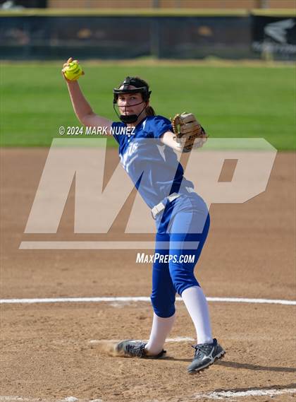 Thumbnail 2 in Davis Sr. @ Elk Grove photogallery.