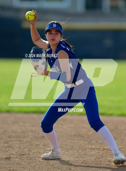 Thumbnail 2 in Davis Sr. @ Elk Grove photogallery.