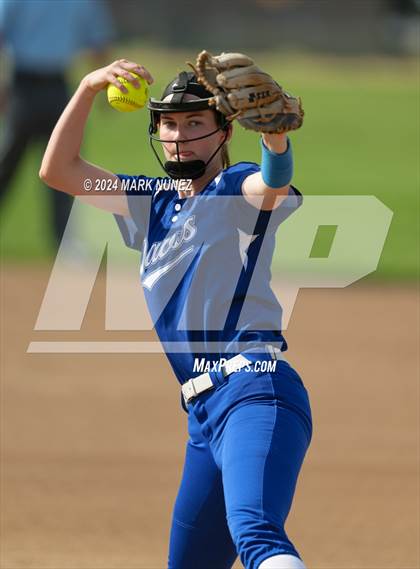 Thumbnail 1 in Davis Sr. @ Elk Grove photogallery.