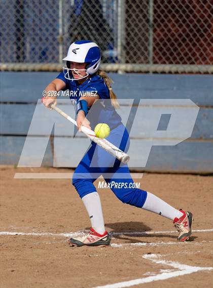 Thumbnail 3 in Davis Sr. @ Elk Grove photogallery.