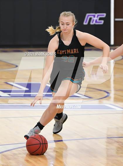 Thumbnail 3 in Eastmark vs. Show Low (Coyotes Basketball Invitational) photogallery.