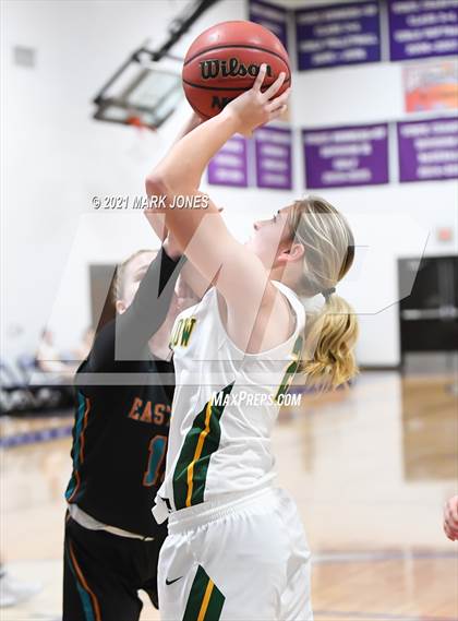 Thumbnail 2 in Eastmark vs. Show Low (Coyotes Basketball Invitational) photogallery.