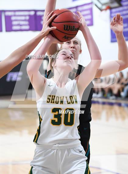 Thumbnail 3 in Eastmark vs. Show Low (Coyotes Basketball Invitational) photogallery.