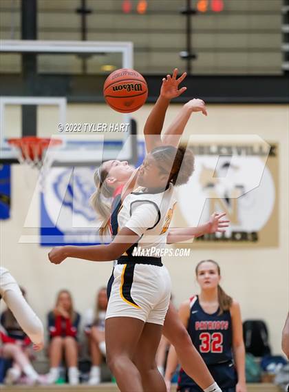 Thumbnail 1 in Terre Haute North Vigo @ Avon photogallery.