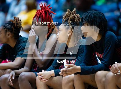 Thumbnail 1 in Baldwin vs Griffin (GHSA 4A State Championship) photogallery.