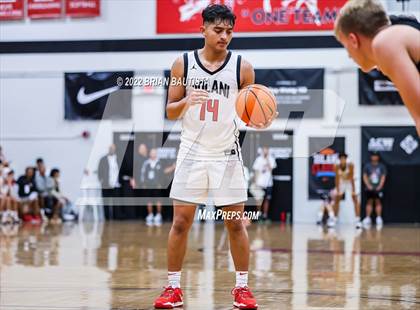 Thumbnail 3 in 'Iolani vs Montverde Academy (Iolani Classic Honolulu - Day 3) photogallery.