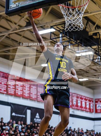 Thumbnail 1 in 'Iolani vs Montverde Academy (Iolani Classic Honolulu - Day 3) photogallery.