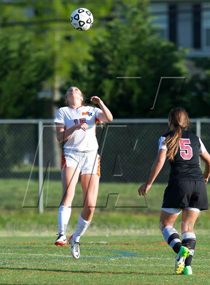 Thumbnail 3 in Marvin Ridge vs Sun Valley photogallery.