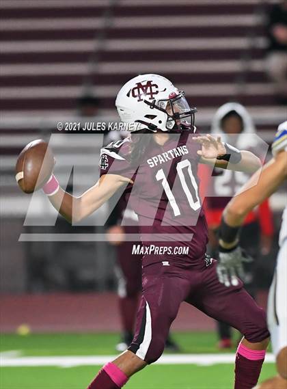 Thumbnail 3 in Sierra Vista @ Cimarron-Memorial (NIAA 4A Playoff) photogallery.