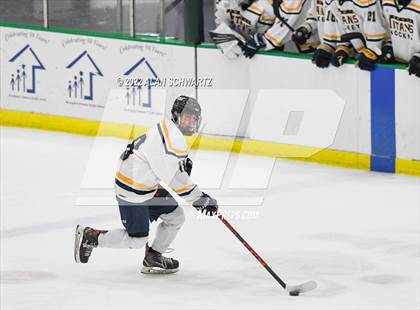 Thumbnail 3 in Webster Thomas vs Aquinas Institute (Section V Class B Final) photogallery.