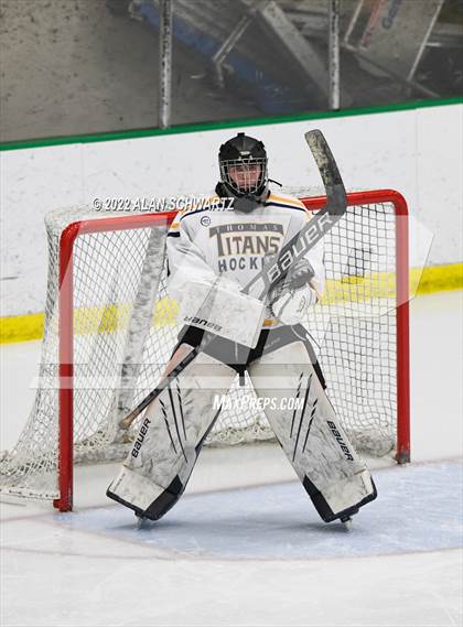 Thumbnail 1 in Webster Thomas vs Aquinas Institute (Section V Class B Final) photogallery.