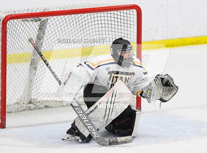 Thumbnail 3 in Webster Thomas vs Aquinas Institute (Section V Class B Final) photogallery.
