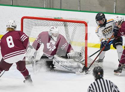 Thumbnail 1 in Webster Thomas vs Aquinas Institute (Section V Class B Final) photogallery.