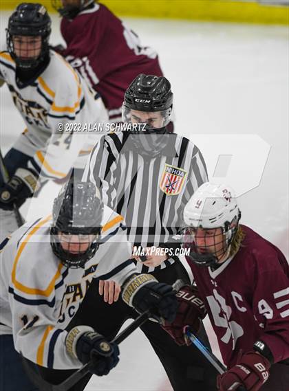 Thumbnail 2 in Webster Thomas vs Aquinas Institute (Section V Class B Final) photogallery.