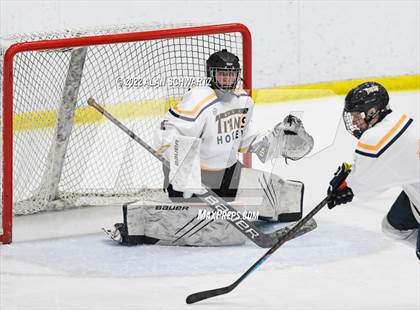 Thumbnail 1 in Webster Thomas vs Aquinas Institute (Section V Class B Final) photogallery.