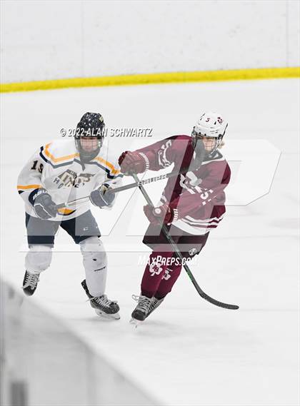 Thumbnail 3 in Webster Thomas vs Aquinas Institute (Section V Class B Final) photogallery.