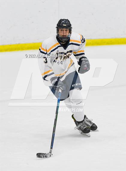 Thumbnail 2 in Webster Thomas vs Aquinas Institute (Section V Class B Final) photogallery.