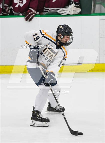 Thumbnail 2 in Webster Thomas vs Aquinas Institute (Section V Class B Final) photogallery.