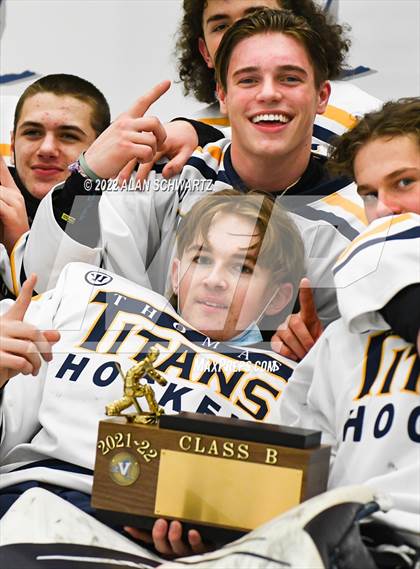 Thumbnail 2 in Webster Thomas vs Aquinas Institute (Section V Class B Final) photogallery.