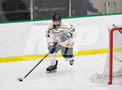 Thumbnail 1 in Webster Thomas vs Aquinas Institute (Section V Class B Final) photogallery.