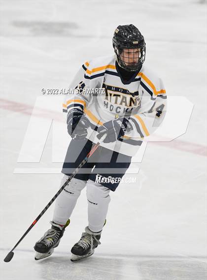 Thumbnail 1 in Webster Thomas vs Aquinas Institute (Section V Class B Final) photogallery.