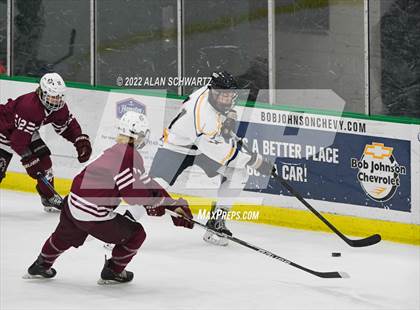 Thumbnail 1 in Webster Thomas vs Aquinas Institute (Section V Class B Final) photogallery.
