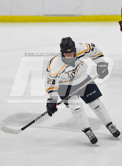 Thumbnail 2 in Webster Thomas vs Aquinas Institute (Section V Class B Final) photogallery.