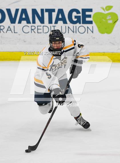 Thumbnail 2 in Webster Thomas vs Aquinas Institute (Section V Class B Final) photogallery.