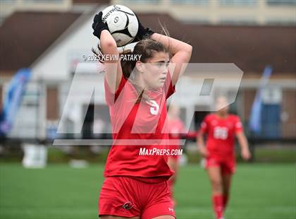 Thumbnail 2 in Amity Regional vs. Greenwich (CIAC Class LL Final) photogallery.