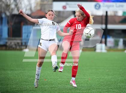 Thumbnail 3 in Amity Regional vs. Greenwich (CIAC Class LL Final) photogallery.