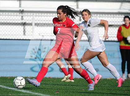 Thumbnail 2 in Amity Regional vs. Greenwich (CIAC Class LL Final) photogallery.