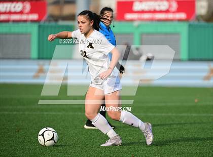 Thumbnail 3 in Amity Regional vs. Greenwich (CIAC Class LL Final) photogallery.