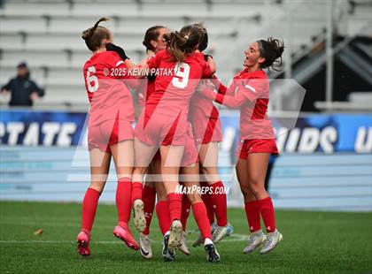 Thumbnail 2 in Amity Regional vs. Greenwich (CIAC Class LL Final) photogallery.